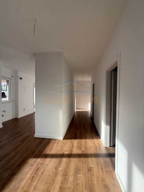 For sale, Apartment 2+1, New Bazaar, Tirana