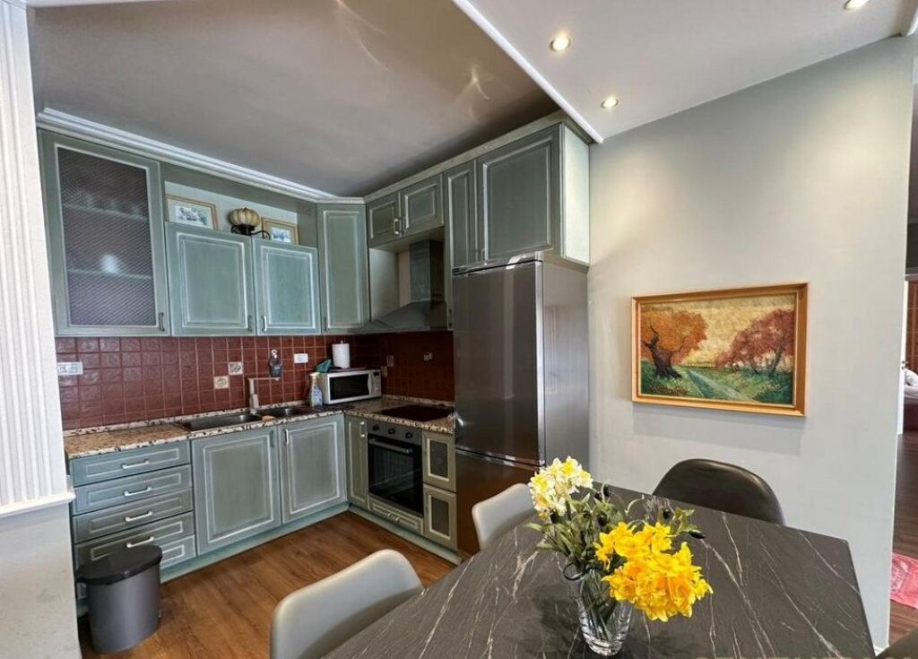 Appartamento 2+1+2 In Affitto A Bllok!