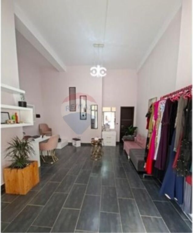 Unità di Servizio in vendita ad Astir