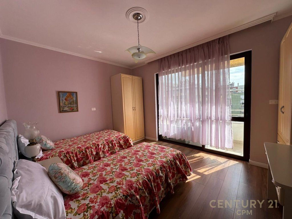 Appartamento 2+1+2 in Affitto a Bllok – 1.500 €/Mese