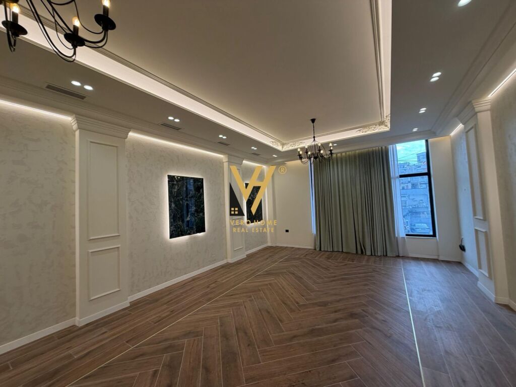 SHITET AMBIENT BIZNESI 222 M2 TE BUNKART 270.000 EURO