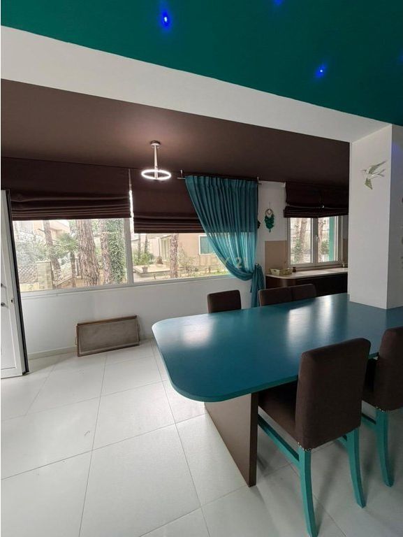 3-storey Villa For Sale in Qerret! 1,000,000 €