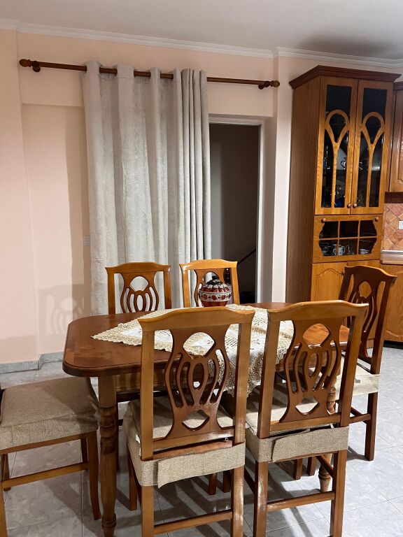 Jepet Me Qera Apartament 2+1+2 Ballkone