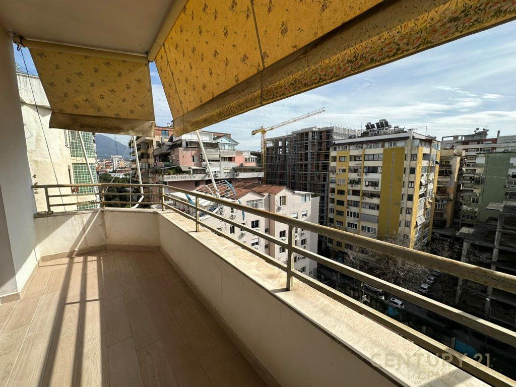 AFFITTASI APPARTAMENTO 2+1+2 A BLLOK