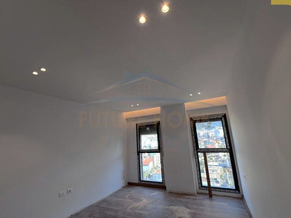 In vendita, Appartamento 2+1, Porcelan, Tirana.