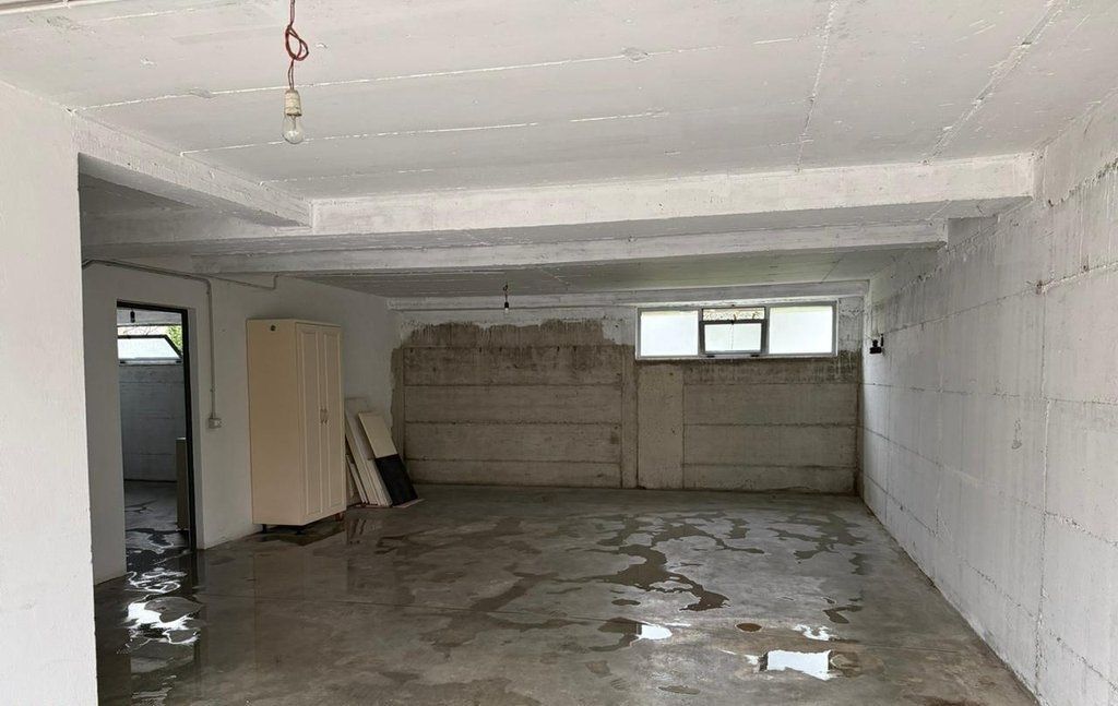 Super Villa in Affitto – Con Giardino Verde e Parcheggio per 2 Auto