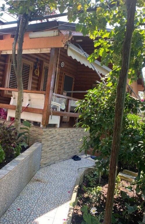 Shtepi Private Gjiri i Lalzit