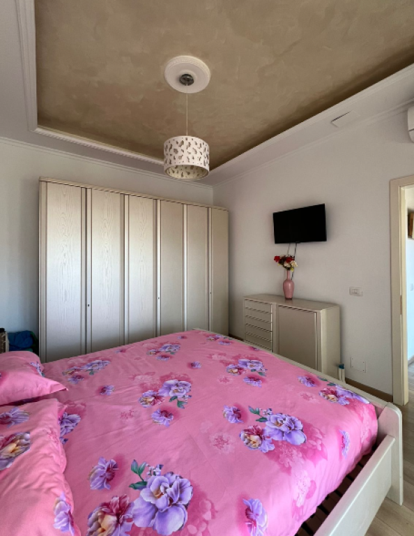 🏡 JEPET ME QIRA | APARTAMENT 1+1 — Rruga Frosina Plaku | Kompleksi Kontakt   