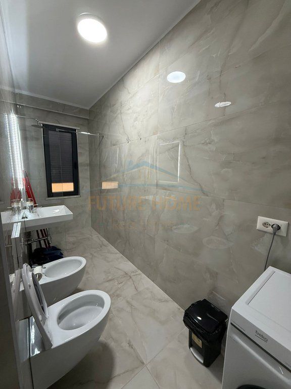 Rent, Apartment 2+1+2+Parking Space, Pazari i Ri, Tirana 1,100 €