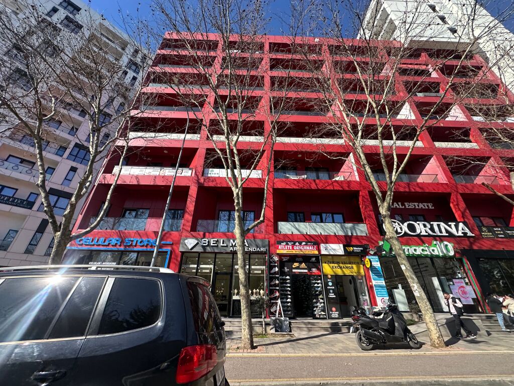 Ambient per qira tek Faramcia 10