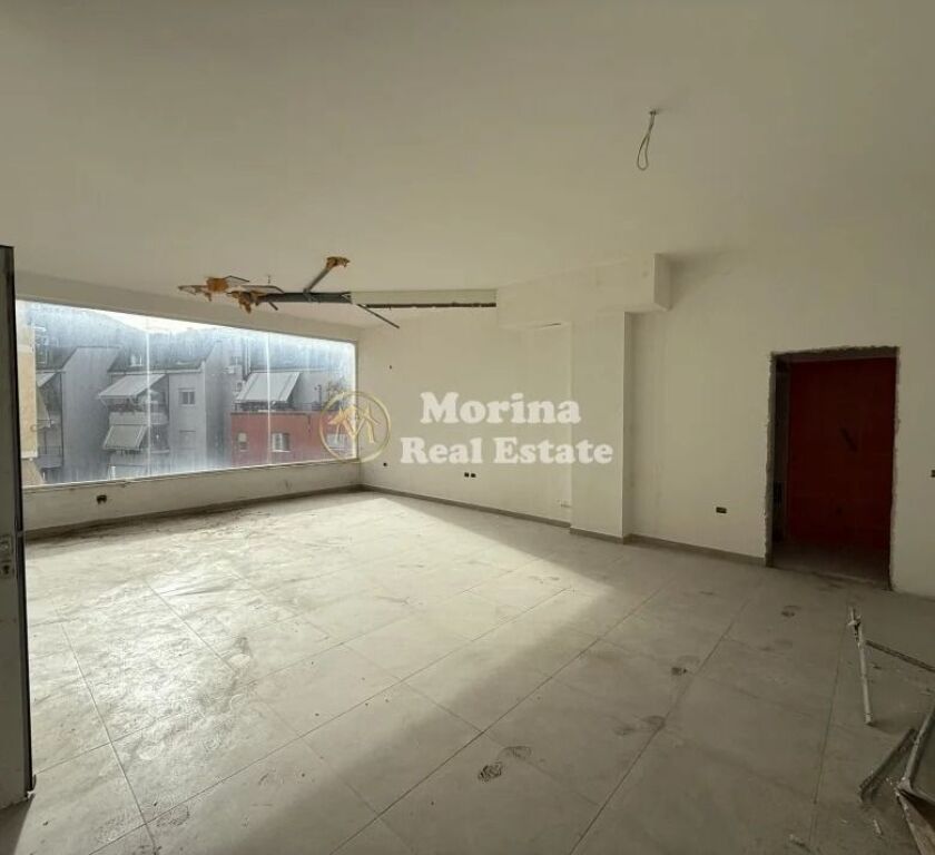 Shitje | Ambjent Biznesi | Diga Liqenit;Liqeni Thatë | 149350 €