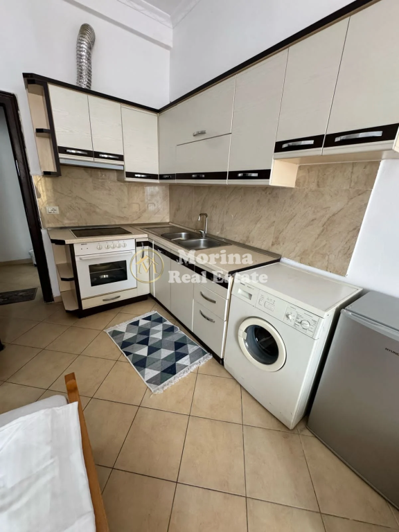 Affitto | Monolocale | Via 5 Maji | 300 €/Mese