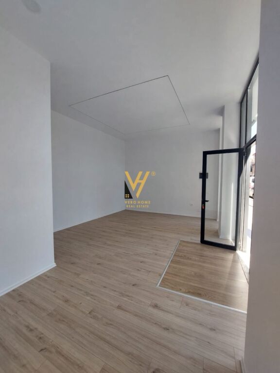 JEPET DYQAN 55 M2 ME QERA TE MINE PEZA 120.000 LEKE