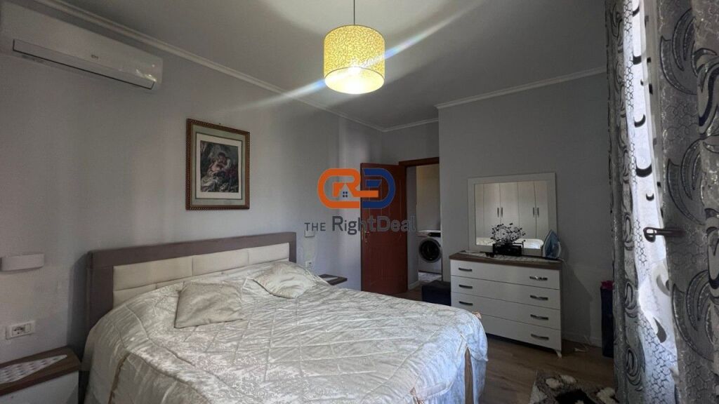 A Fresk si affitta un appartamento 2+1 completamente arredato!!!