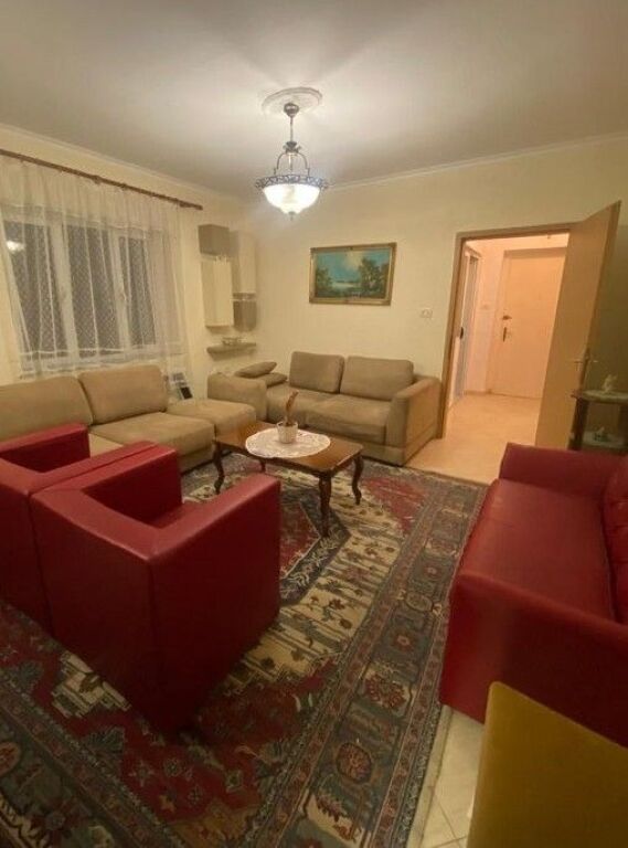 APARTAMENT 3+1+2 ME QIRA – Rruga Sami Frashëri, Pranë Art Turbina