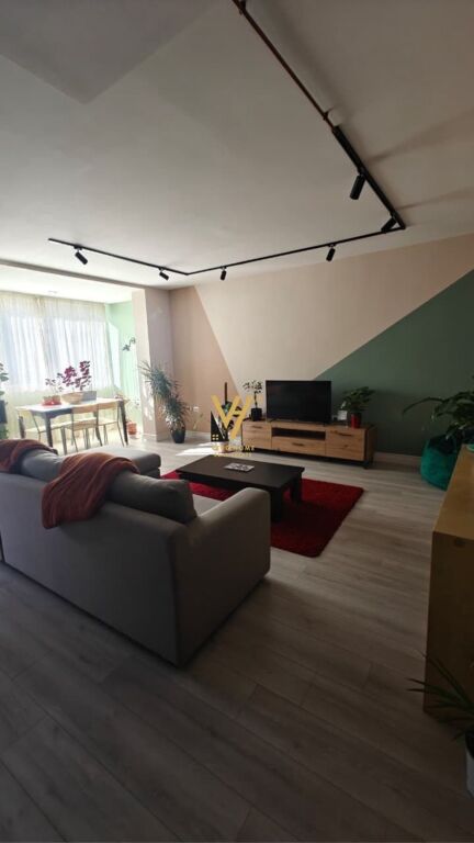 JEPET APARTAMENT 2+1+2+BLK ME QIRA TE QYTET STUDENTI 60.000 LEKE