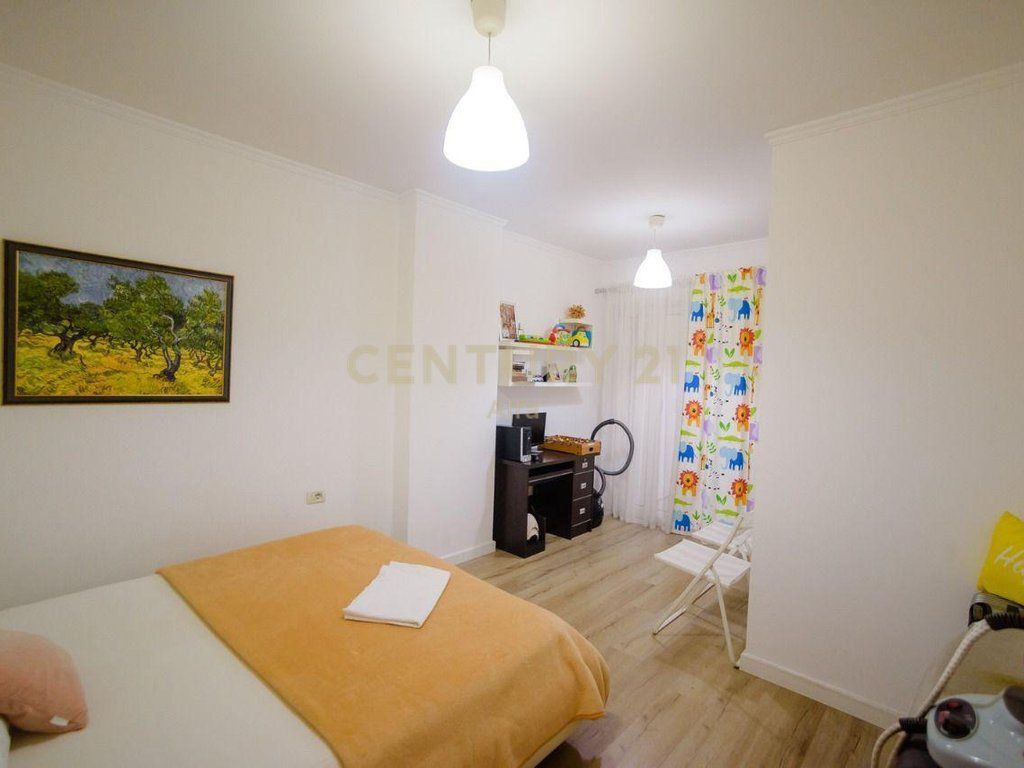 Appartamento 2+1+2 in Affitto a Brryl, Completamente Arredato