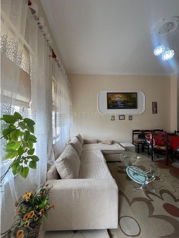 APARTMENT 2+1 FOR RENT IN THE CENTER OF DURRES!