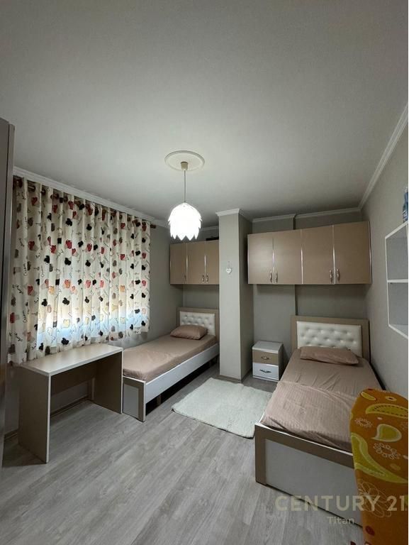 Apartament 2+1 per shitje te Oxhaku