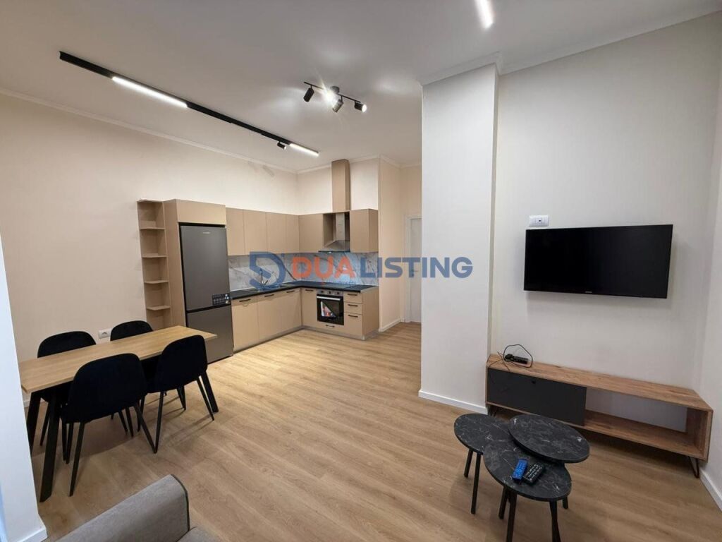 Affittasi appartamento 2+1+2 con deposito – Fresk