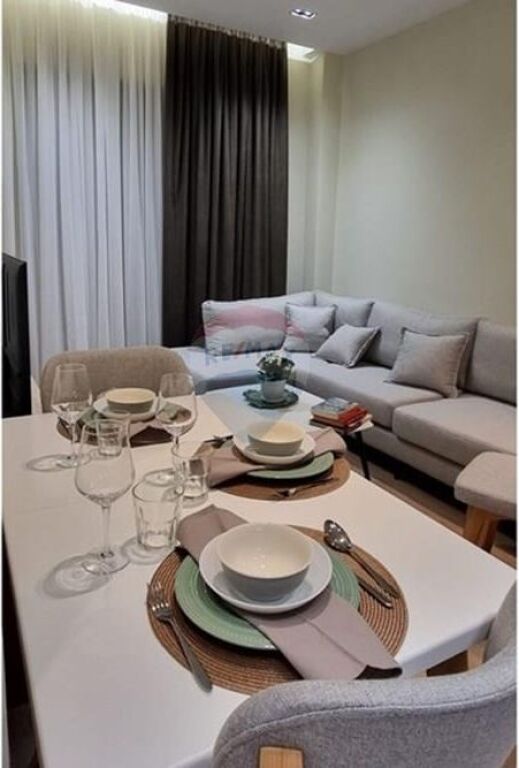 Apartament 1+1 per qira tek Myslym Shyri