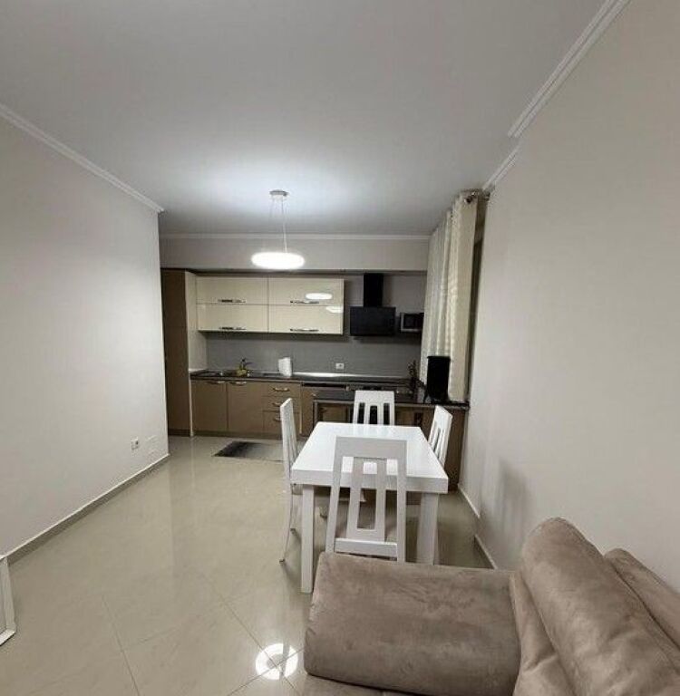 Apartament 2+1 Me Qira në Kompleksin Magnet, 
