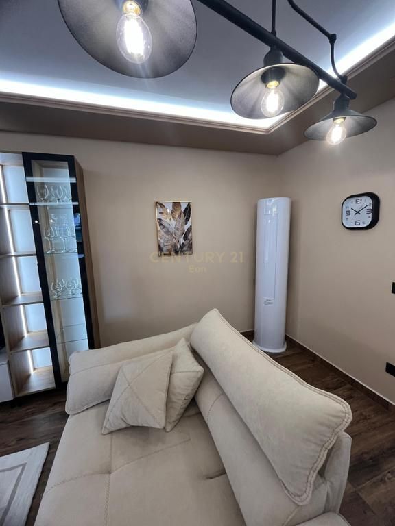 JEPET ME QERA VILE 2 KATESHE NE XHAFZOTAJ SHIJAK