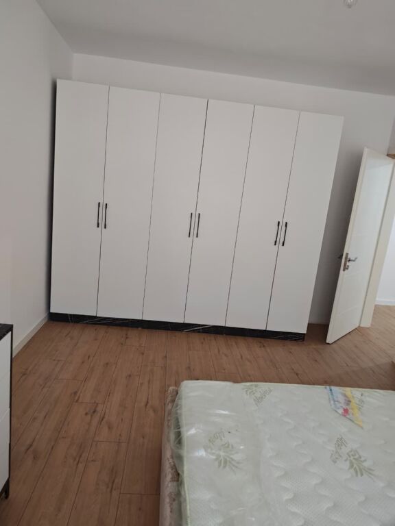 Apartament 2+1 me qira te Stadiumi Durres