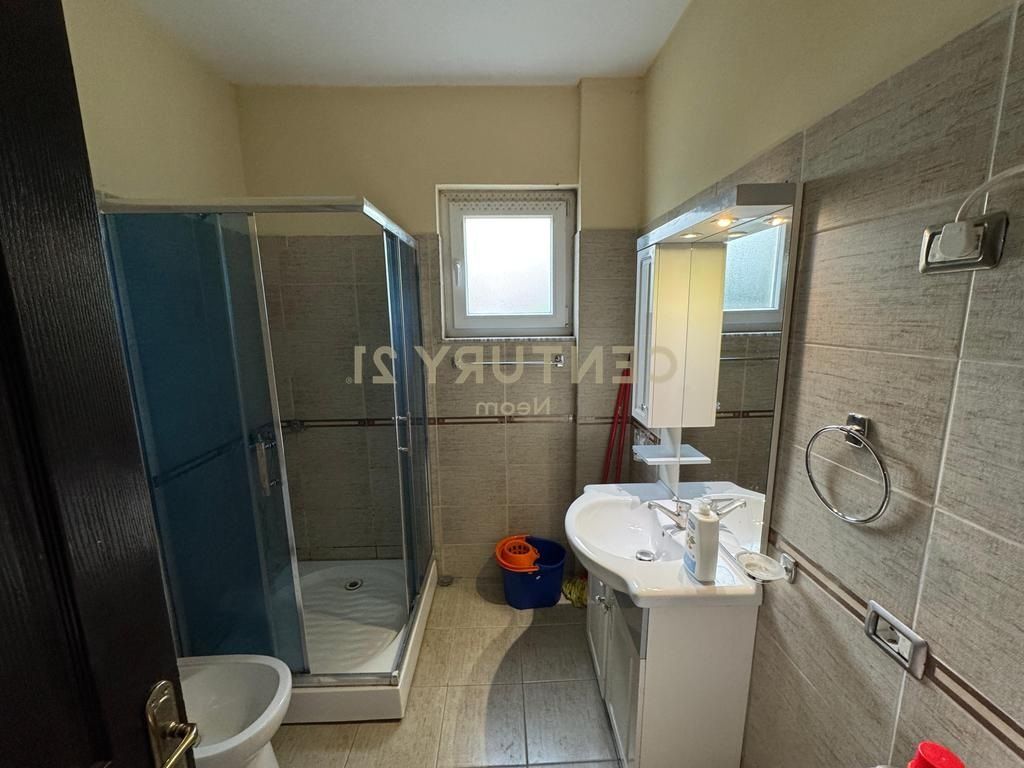 appartamento 2+1 vicino al palazzo delle brigate è dato