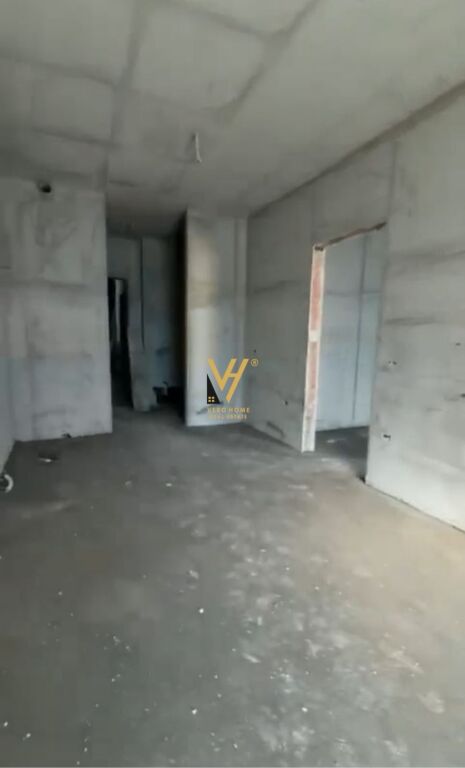 SHITET APARTAMENT 1+1+BLK TE MATERNITETI I RI 126.000 EURO