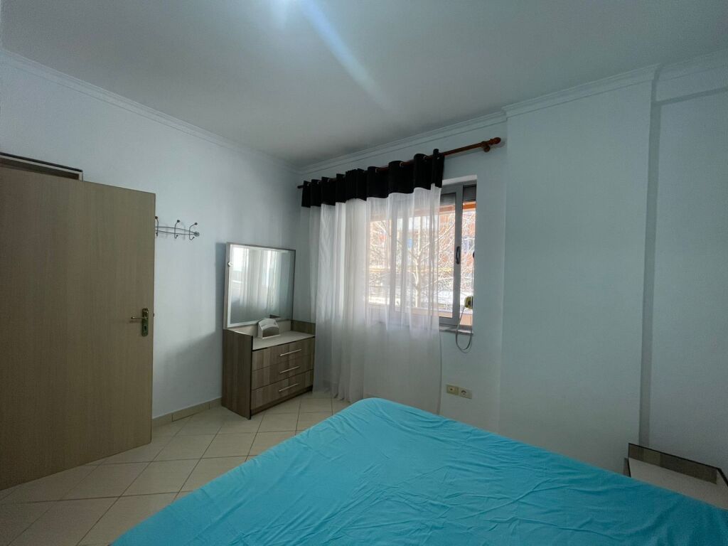 For rent 2+1+2 ASTIR AT ARTISTI BAR 50,000 leke