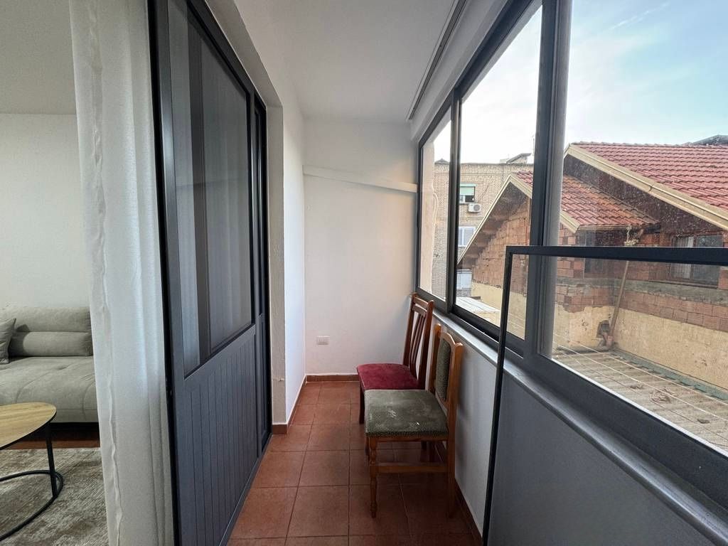 Appartamento in affitto 2+1 vicino alla moschea Tabakve