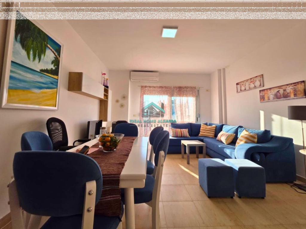 Appartamento 2+1+2 in Vendita – Piano Superiore, Lungomare, Vlore.