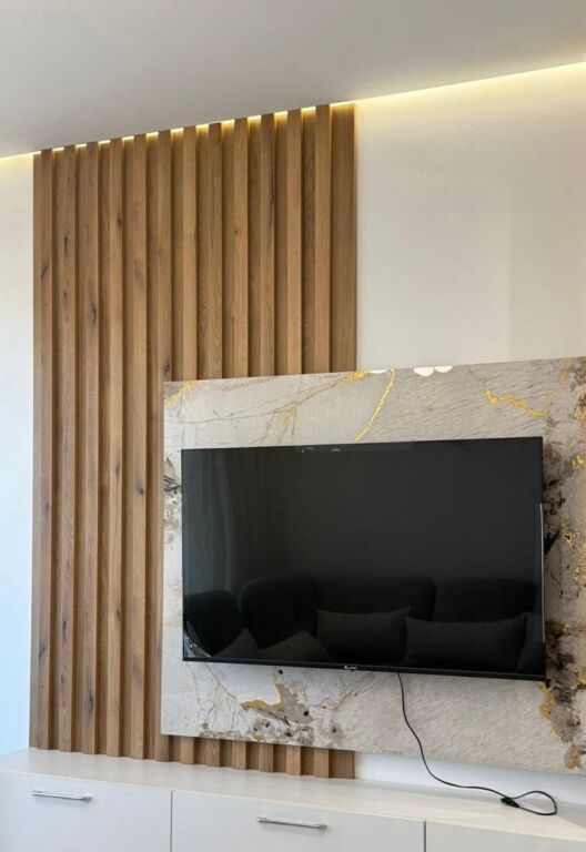 Jepet 1+1 me qera tek liqeni i thate