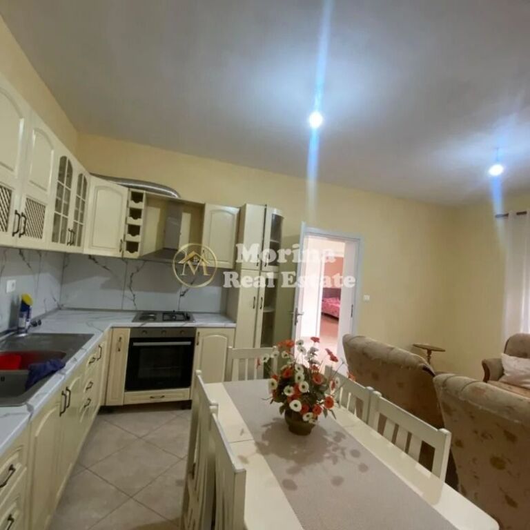 Affitto | Casa privata 2 + 1 | Farkë e Vogël | 320 €/mese