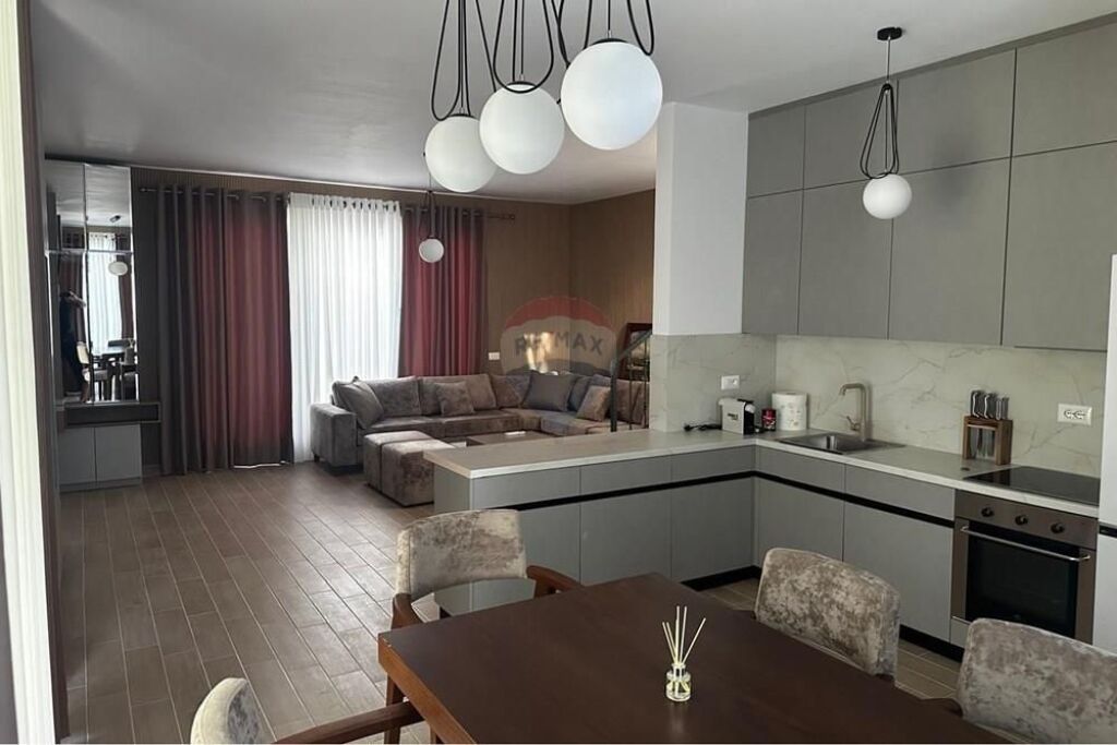 Villa for Sale Near Lalëzi Bay