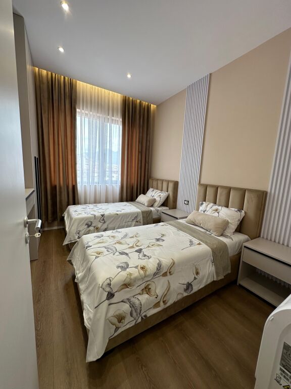 Super appartamento 2+1+2 in affitto al Crocevia Vasil Shanto/1000 euro