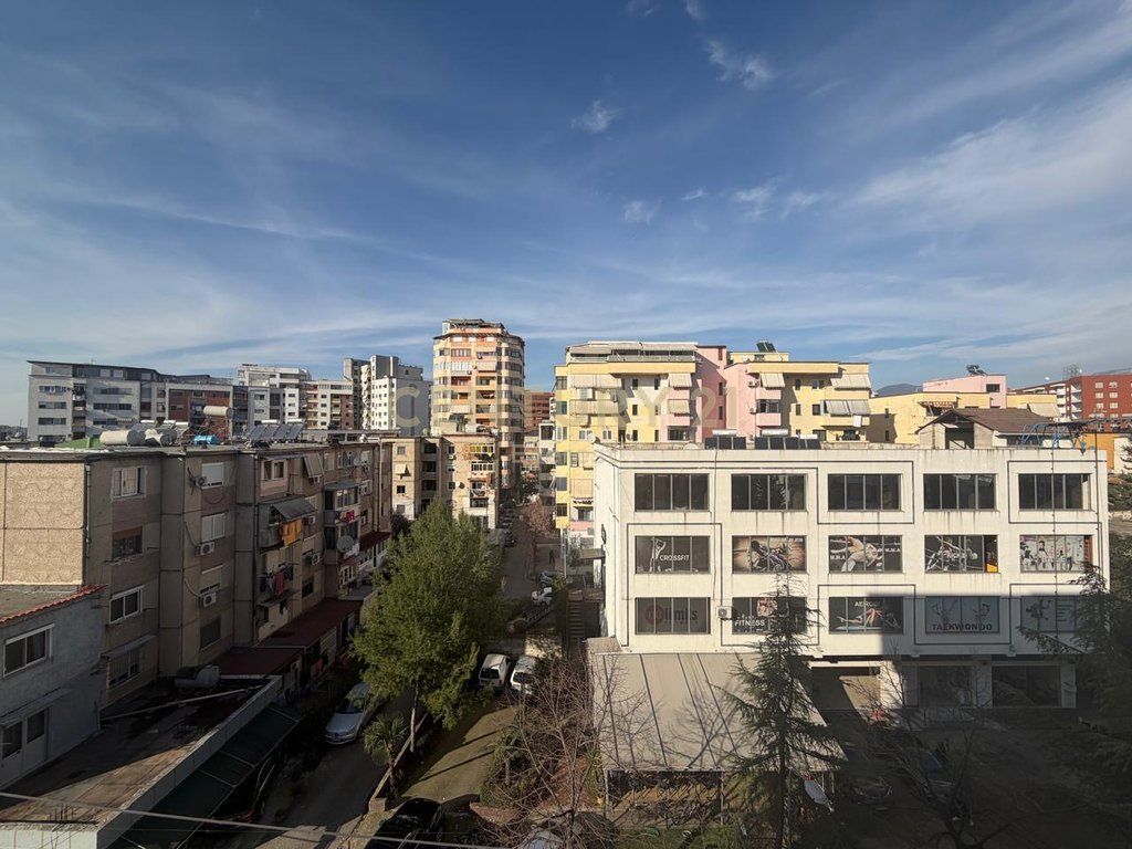 PALLATI ME SHIGJETA, APARTAMENT 2+1+2 PER QIRA 500 € /Muaj