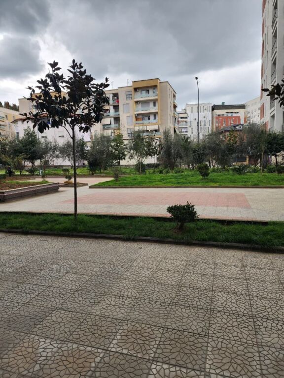 Super Shop for Rent (139 m²) 📍 Komuna e Parisit / Kika 2 💶 Price: €2400 (gross)