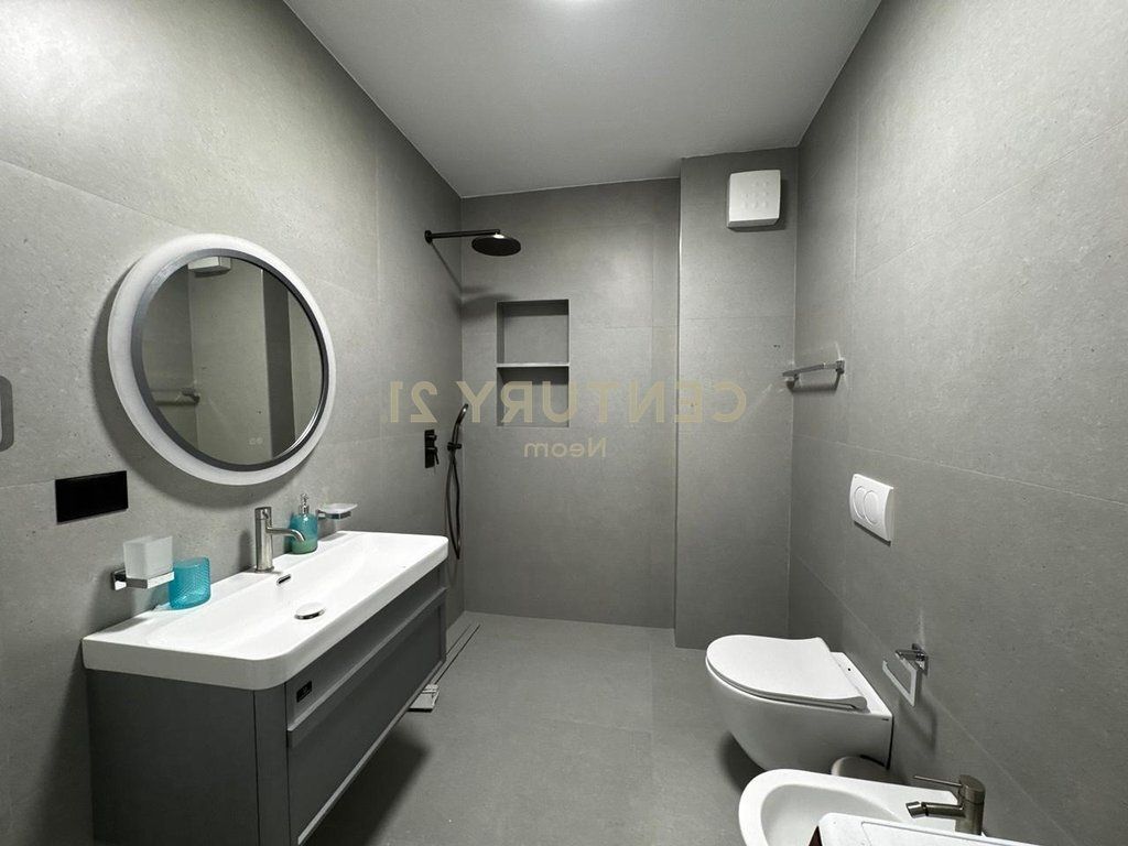 apartament me qera 1+1 te pazar i ri