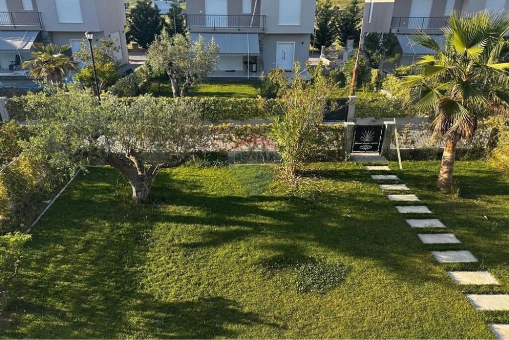 Villa for Sale Near Lalëzi Bay
