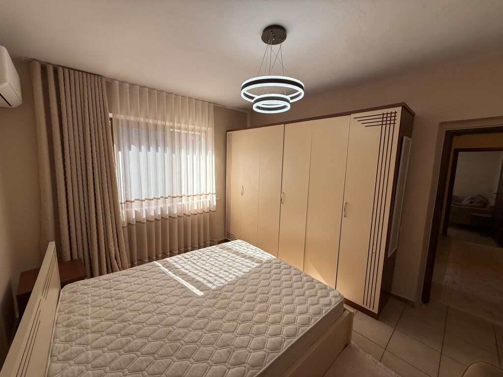 Jepet me qera apartament 1+1