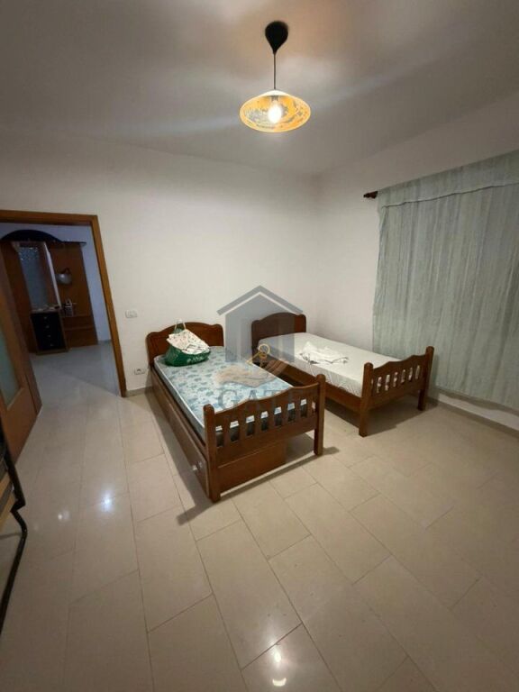 Jepet me Qira Kati i Parë i një Vile Prane Kryqi Kuq Durres