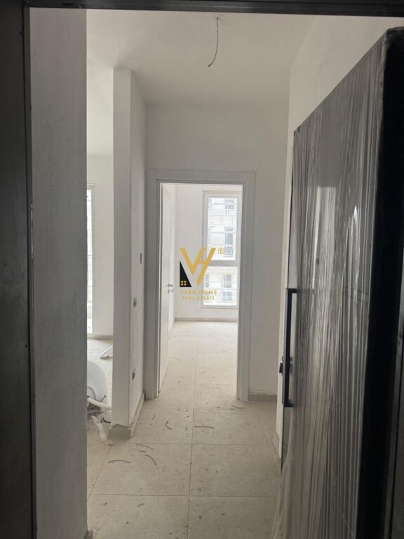VENDESI APPARTAMENTO 1+1 A UNIVERS CITY 67.000 EURO