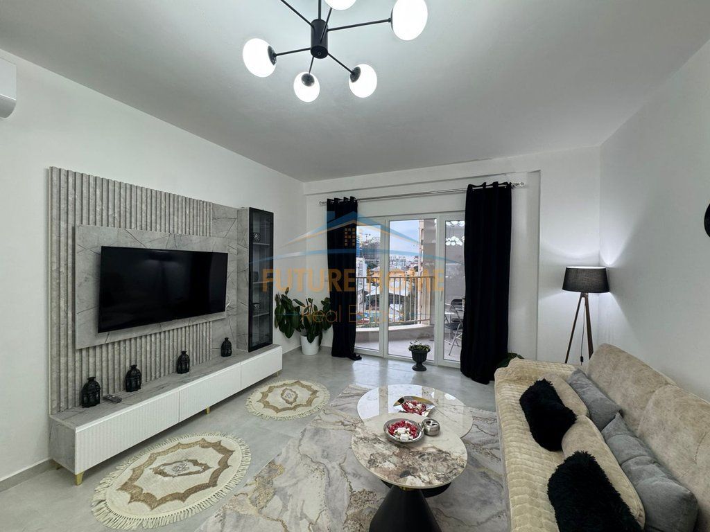 Qera, Apartament 1+1+ Post Parkimi, Zogu i Zi, Tiranë