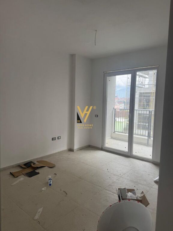 VENDESI APPARTAMENTO 1+1 A UNIVERS CITY 67.000 EURO