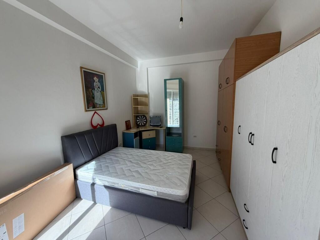 Apartament per qera 2+1+parkim tek Pavarotti