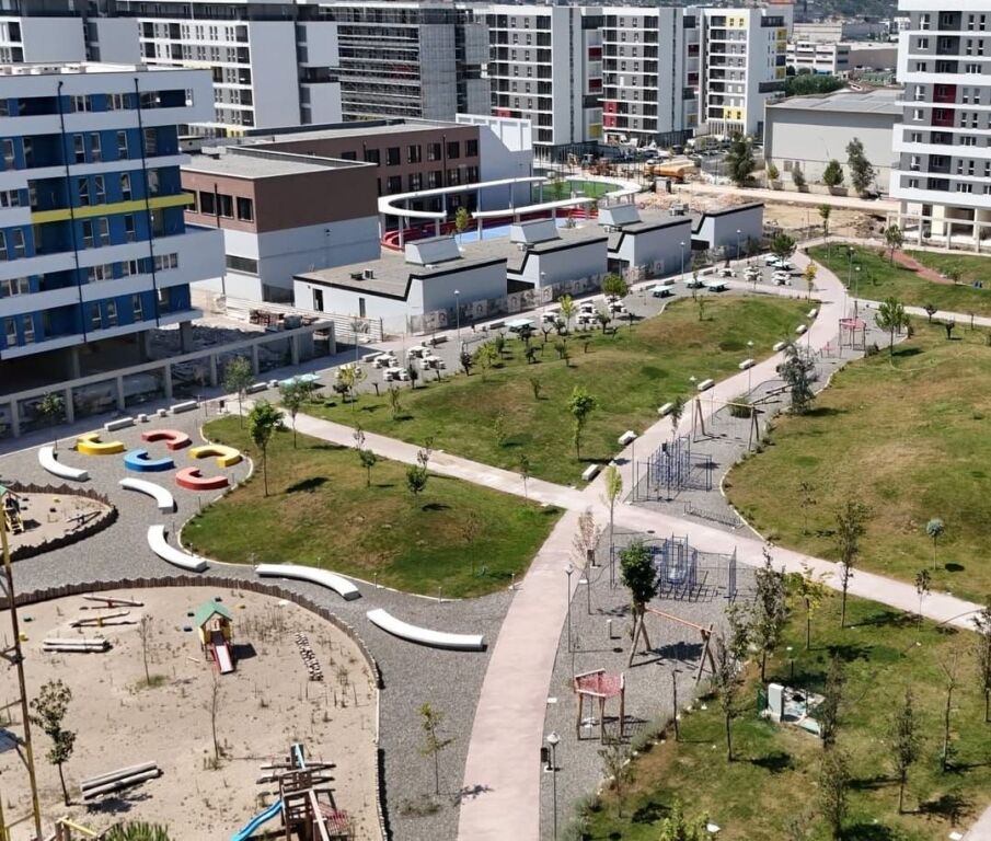 APPARTAMENTO 2+1+2 BAGNI IN VENDITA A UNIVERS CITY VICINO AL CENTRO COMMERCIALE QTU, TIRANA