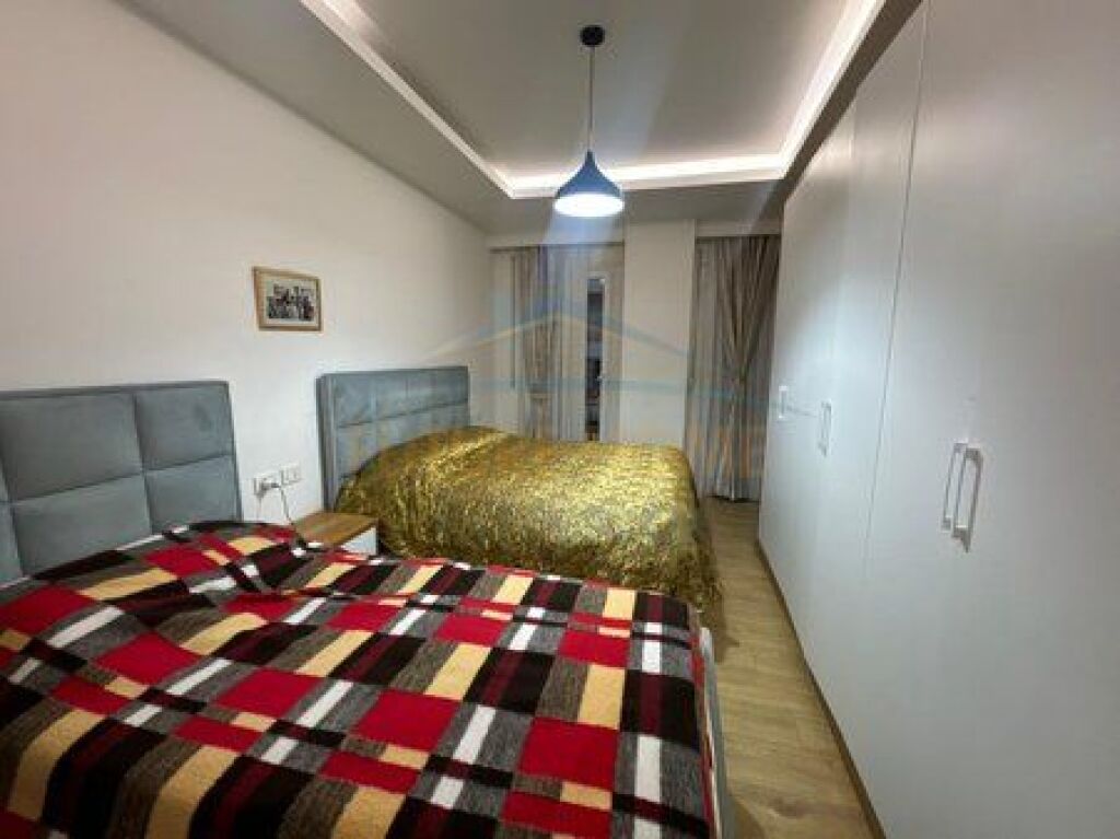 For sale, Apartment 2+1+2+Parking space, Ali Demi, Tirana.