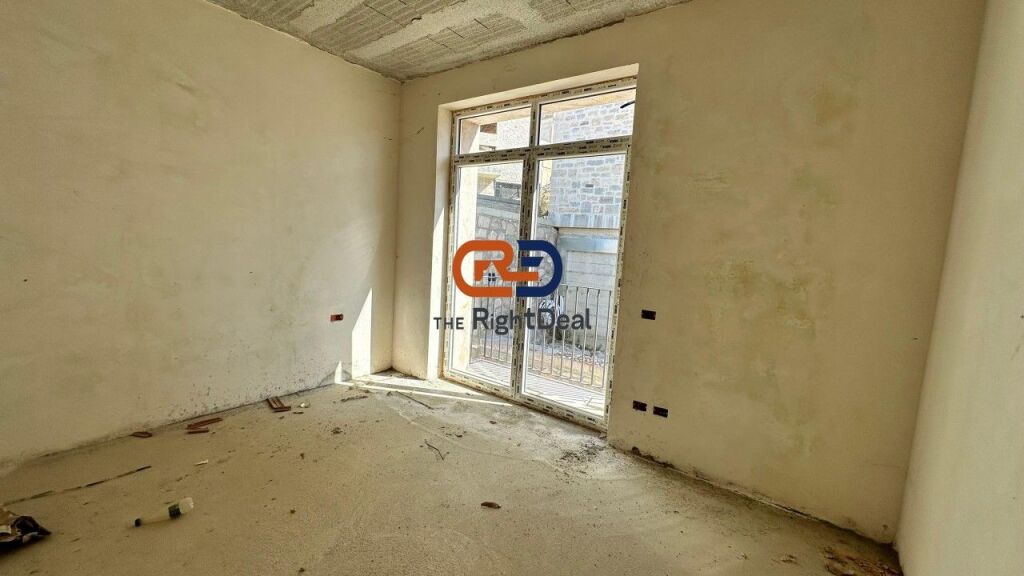 A Teg, presso la Residenza Secret Garden, Ville Individuali in Vendita a Prezzo d'Occasione !!